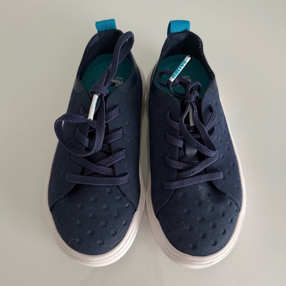 Native Monaco Low Slip On Boys Shoes Blue Size 9 - Picture 9 of 12